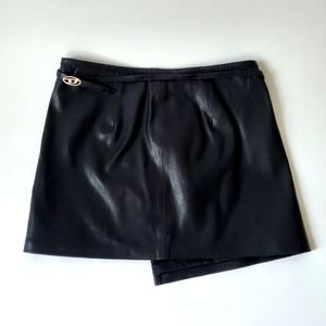 Diesel Women's Saka Mini Faux Leather Skirt Black